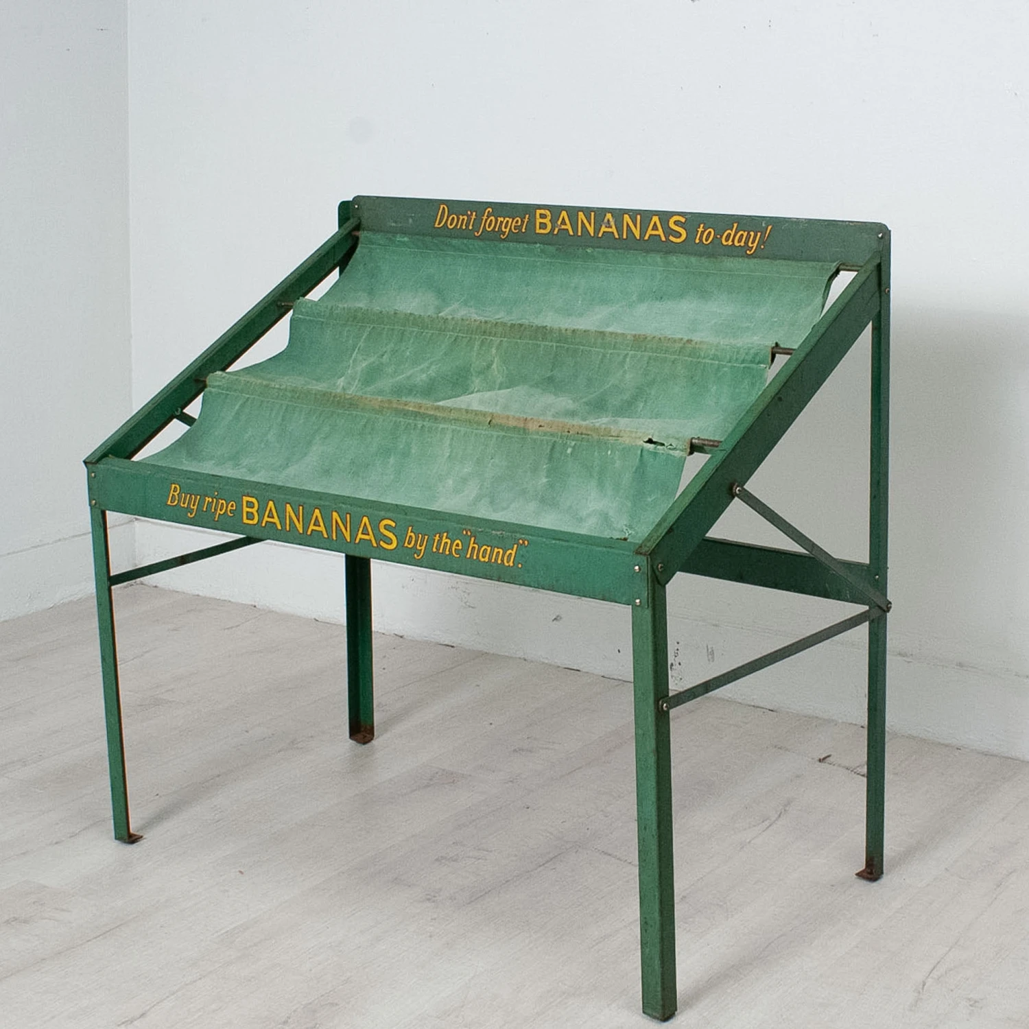 Furniture Shop -Furniture Shop BananaHammock.02