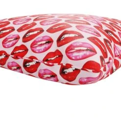 Custom Pillow - Lips Pink -Furniture Shop CustomPillow LipsPink.03