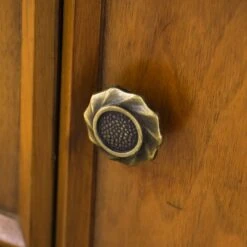 Petite Credenza In Black Encasement -Furniture Shop FL42 13PetiteCredenzainBlackEncasement.08