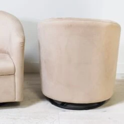 Pair Of Tan Natuzzi Swivels -Furniture Shop FL46 29PairofTanNatuzziSwivels.10