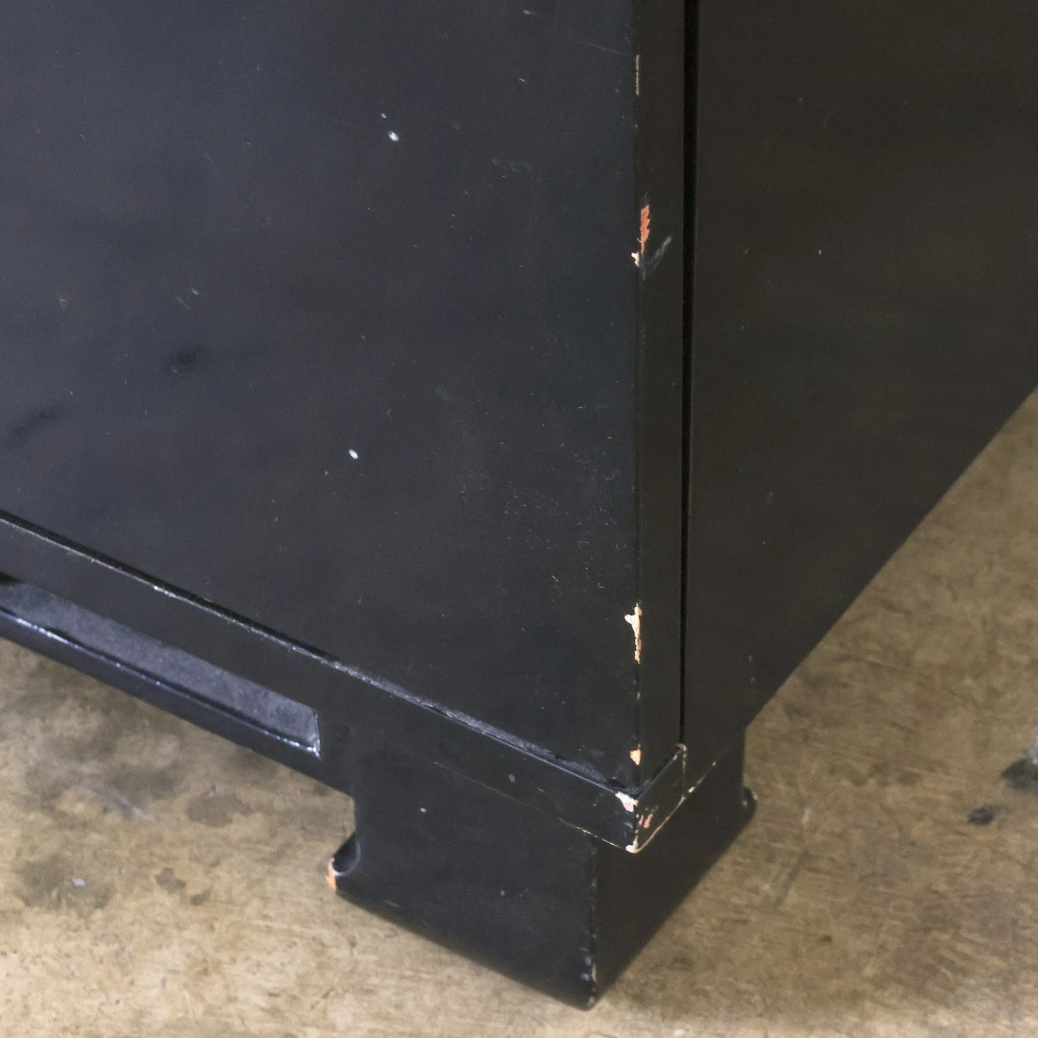 Black Credenza With Fretwork Detail 5 Black Credenza With Fretwork Detail - Image 5