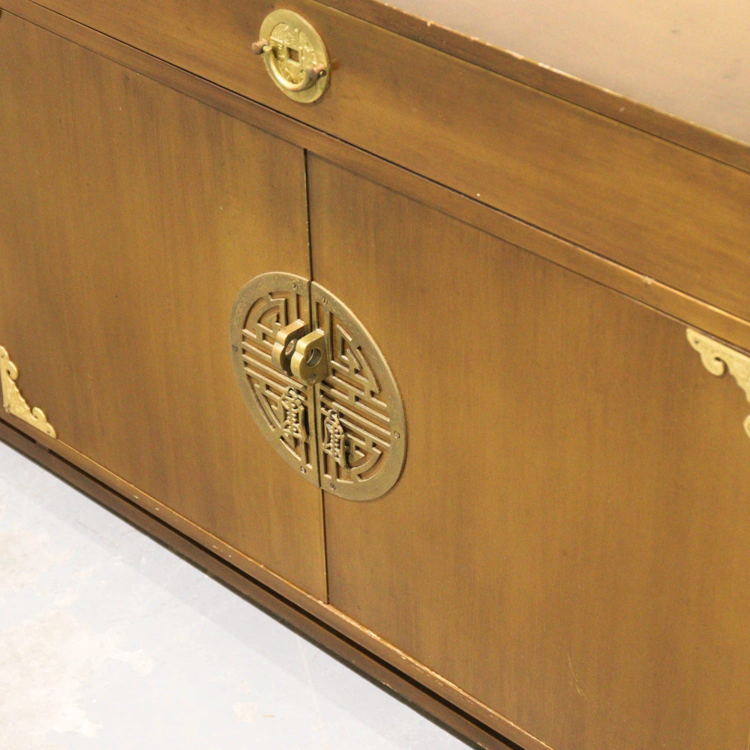 Asian Style Credenza 4 Asian Style Credenza - Image 4