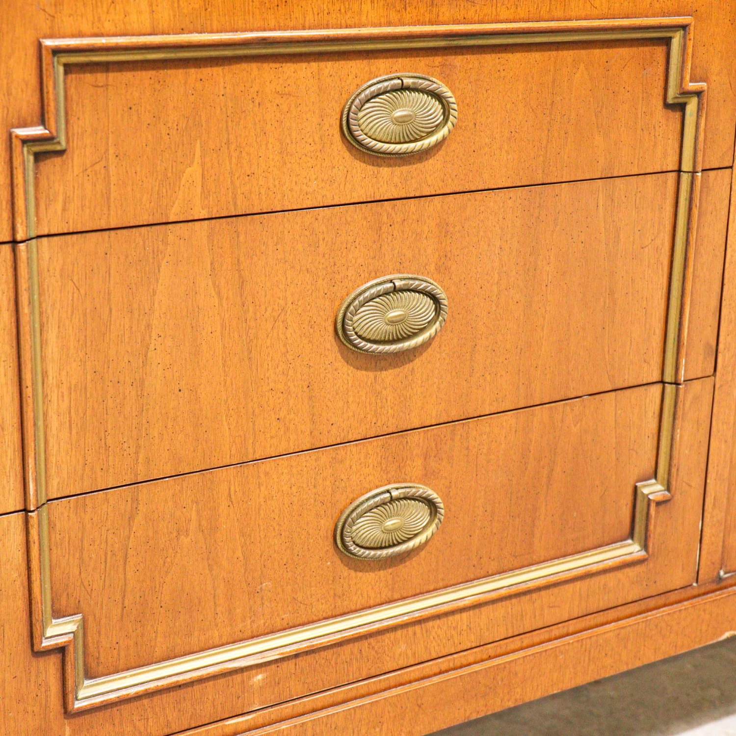 Transitional Credenza By John Stuart 7 Transitional Credenza By John Stuart - Image 7