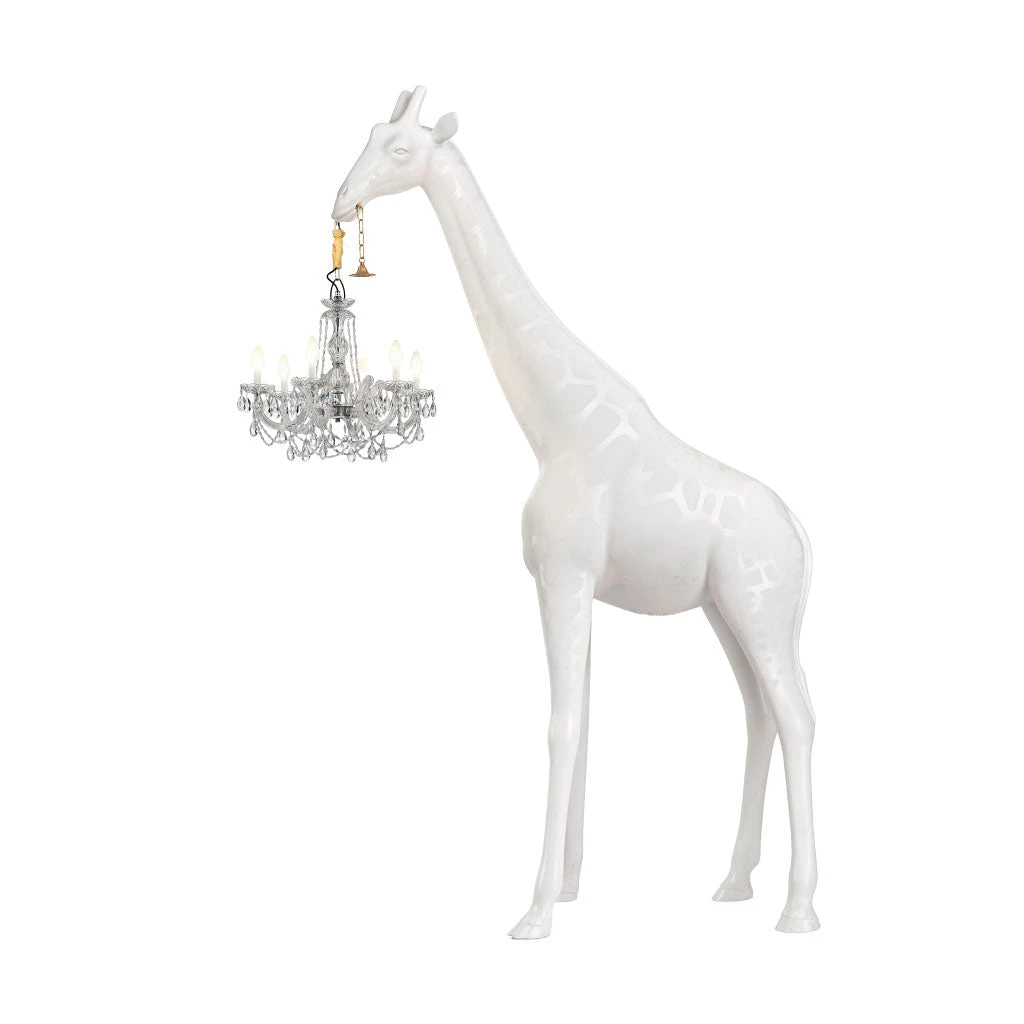 Giraffe In Love Outdoor - White 1 Giraffe In Love Outdoor - White