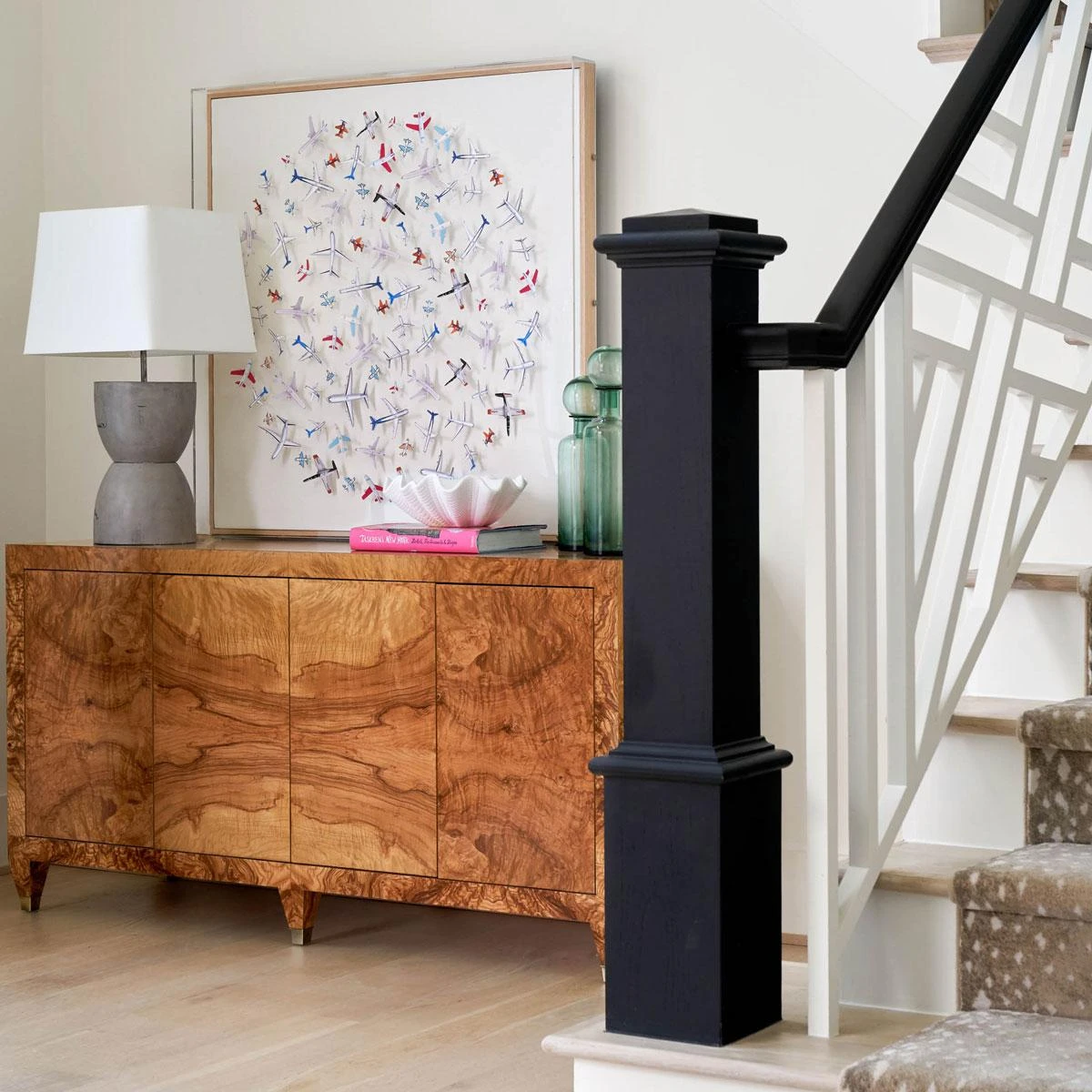 Jet Setter - White 2 Jet Setter - White - Image 2