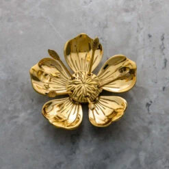 Poppy Personal - Petal Ashtray 7 Poppy Personal - Petal Ashtray -Furniture Shop Poppy Personal Petal Ashtray.03