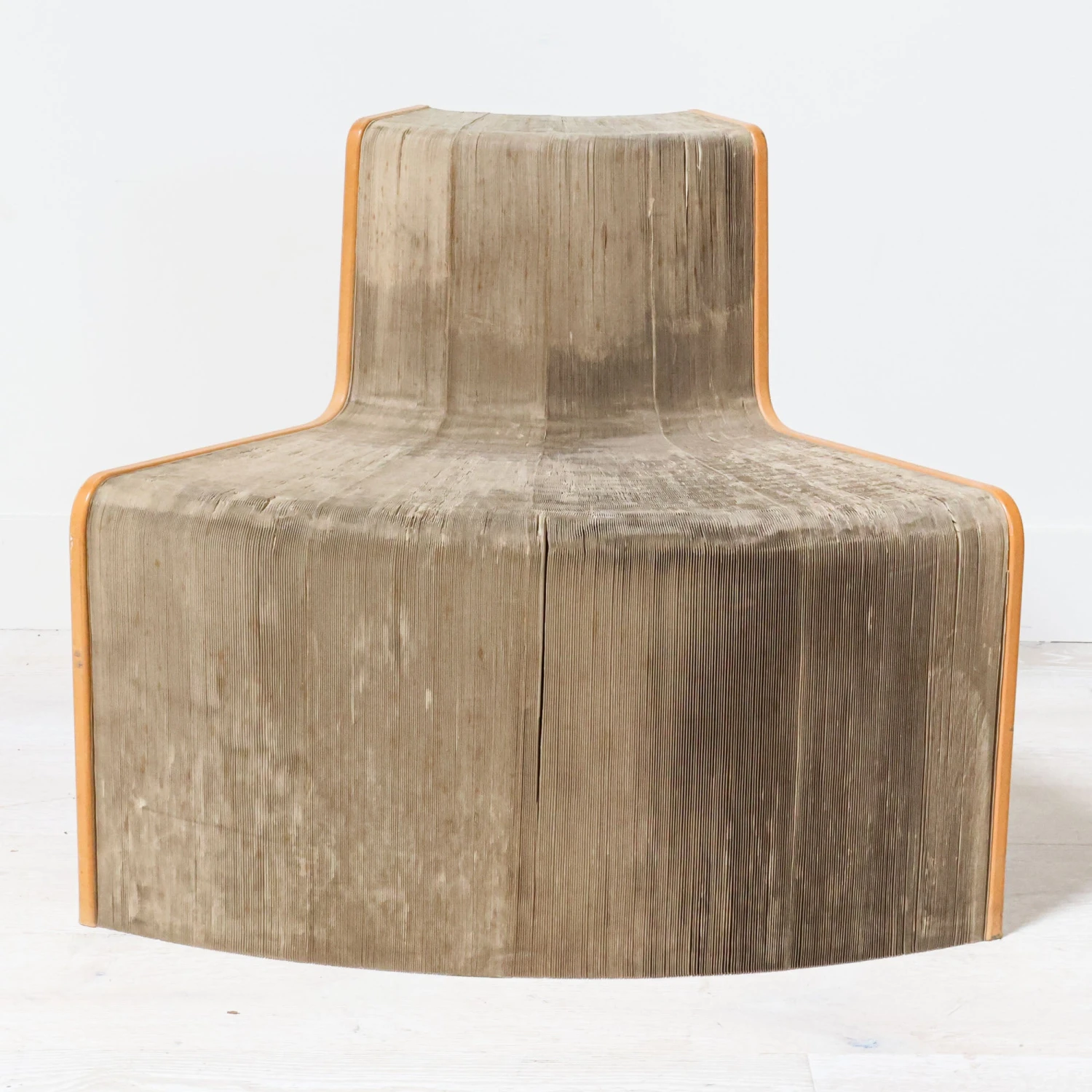 Love Accordion Extendable Seat 5 Love Accordion Extendable Seat - Image 5