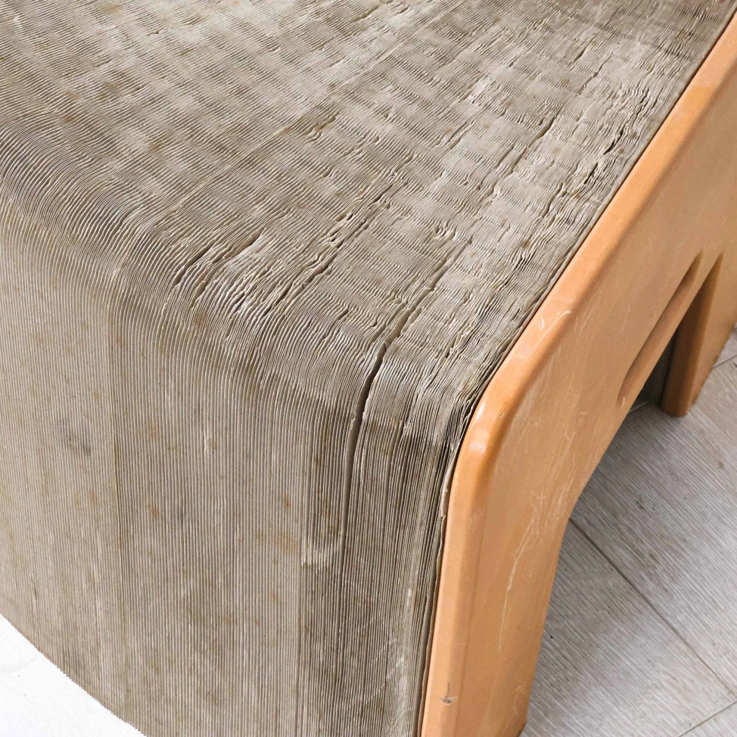 Love Accordion Extendable Seat 6 Love Accordion Extendable Seat - Image 6