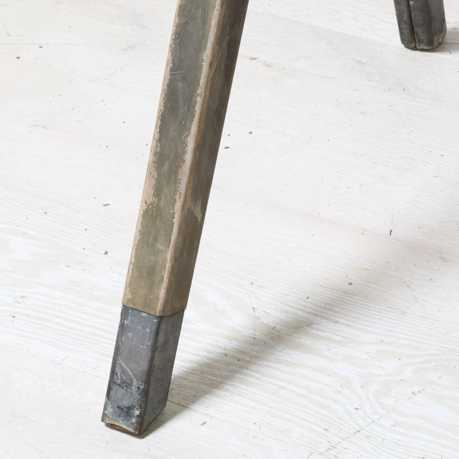 Wood Crossed Clothing Rack 9 Wood Crossed Clothing Rack - Image 9