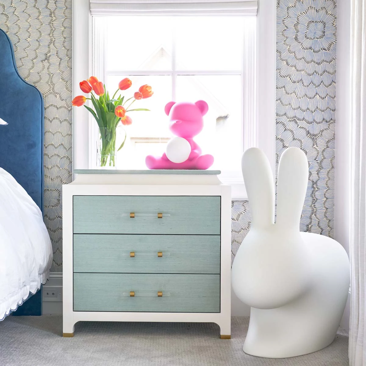 Rabbit Chair - White 2 Rabbit Chair - White - Image 2